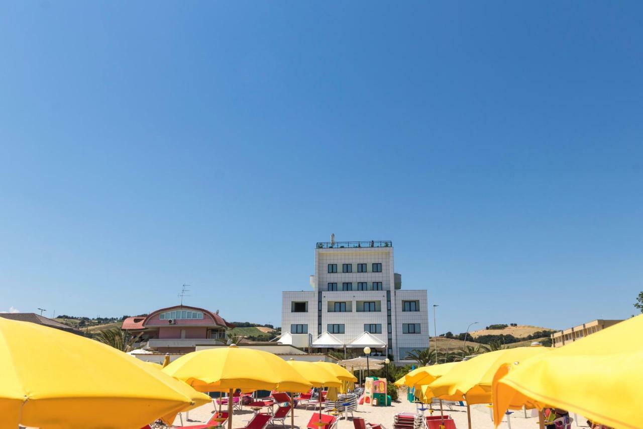 Hotel Royal Fermo Eksteriør bilde